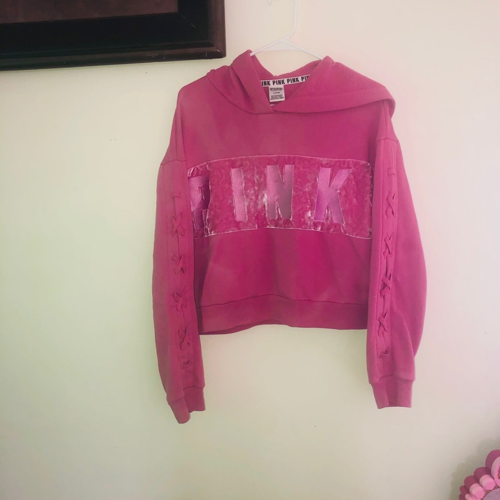 Hoodie with matching shoes